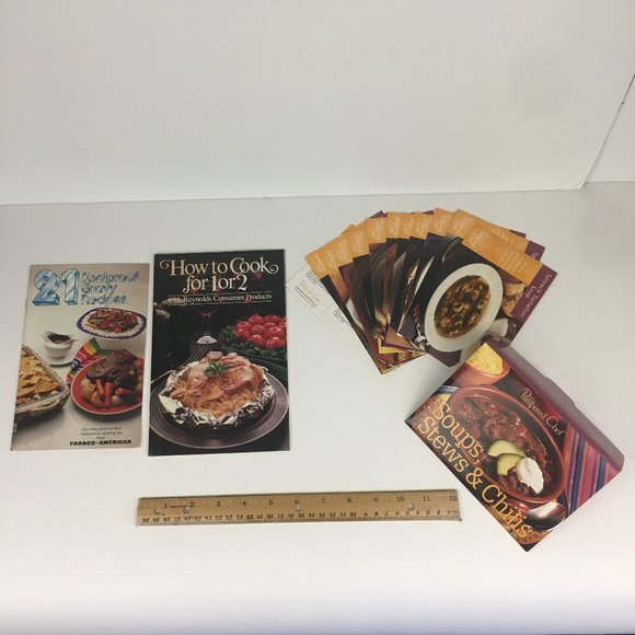 Lot of 15 Magazines Booklets Cooking Cookbook Holiday Summer Reynolds Wrap Books - Picture 5 of 8